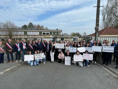 Mobilisation des parents, élèves et professeurs d'un collège