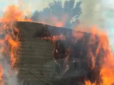 Ardennes - Une remorque de paille en feu sur l'autoroute ce mercredi