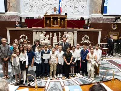 Ardennes - [Vidéo] Une classe de CM2 remporte le Parlement des enfants
