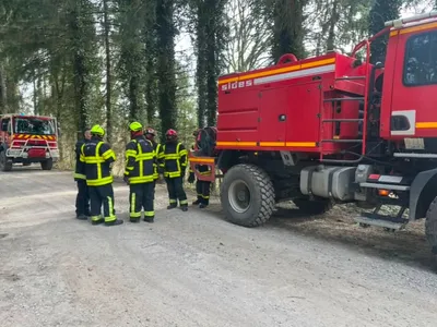 Ardennes - Un important feu de végétation en cours près de Vouziers