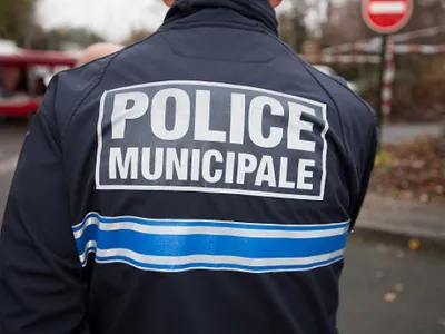 Charleville-Mézières : un motard blessé après une course poursuite...