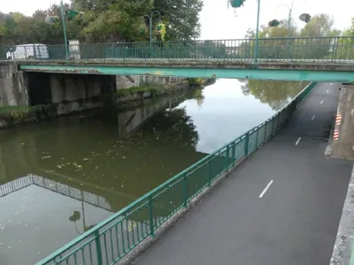 Ardennes - Le tonnage du pont est limité à 3,5 tonnes