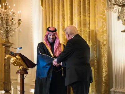Nucléaire civil : Trump conditionne l'accord avec Riyad à la...