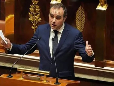 Budget 2027 : les députés valident une contribution française de...