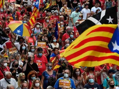 Espagne : 128 interpellations à Barcelone après des actes de...