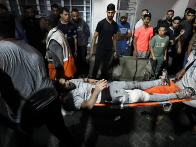 Gaza : trois morts dans une frappe israélienne contre une...