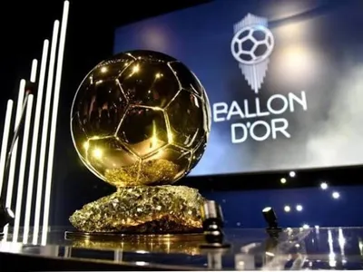 Ballon d’Or 2026 : une cérémonie retardée et cinq grands favoris...