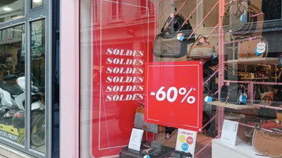Les soldes d’été débutent en pleine vague de chaleur