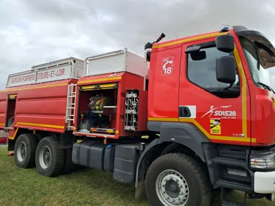 200m² ravagés par les flammes à Lucé