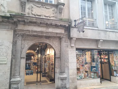 Pauline Peyrade à la rencontre des lecteurs à Chartres 