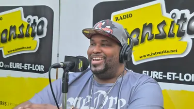 Big Ali : l'ambianceur international à Illiers-Combray et au micro...