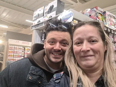 "C'est vraiment vous ?" Kev Adams croisé à l'Intermarché de La...