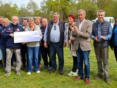 Un chèque de 1 400€ remis après la marche