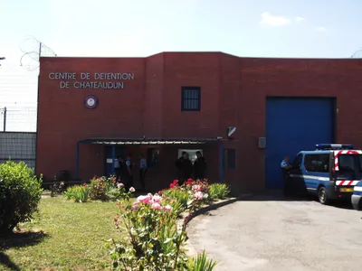 Une fouille XXL au centre de détention de Châteaudun 