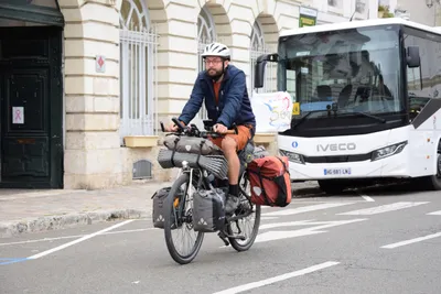 🔊 À vélo vers l’Élysée : le pari fou d'un candidat citoyen
