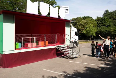 Le MuMo Centre Pompidou fait escale cet été à Châteaudun