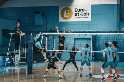 Volley, succès de Chartres mais insuffisant pour rester en tête