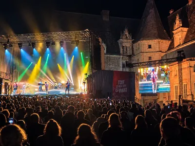 Stars’Terre : les photos d’une première soirée XXL au château de...