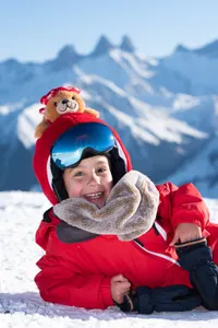 🔊 Maladie de Coats : le combat de Maxime, 7 ans, “super-héros” à...