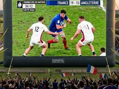 Le "crunch" sur écran géant à Chartres