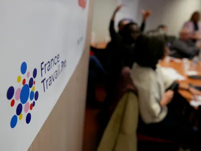 🔊 En un an, le chômage a progressé de 2,4% 