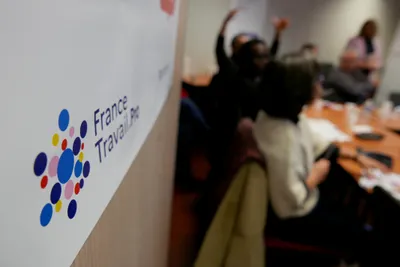 🔊 En un an, le chômage a progressé de 2,4% 