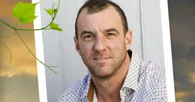 Footballeur et céréalier, Clément participe à l'Amour est dans le Pré