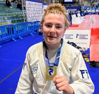 La jeune Isaure Davaze en Bronze chez les seniors !