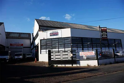 LUCÉ – Braquage à main armée, deux malfaiteurs repartent avec le...