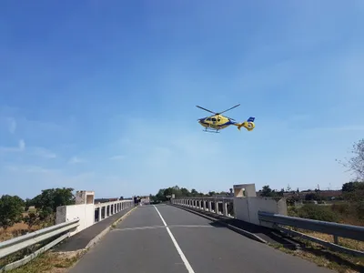 Un motard grièvement blessé