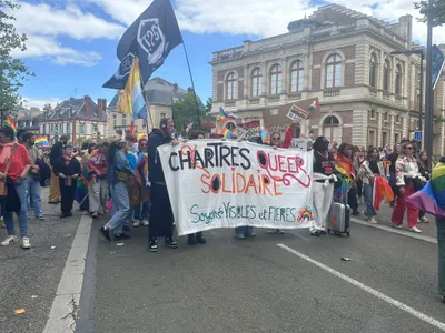 CHARTRES - Plus de 1100 personnes à la première marche des fiertés...