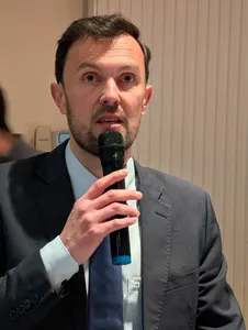 L'ancien maire de Châteaudun se lance dans la primaire de la gauche