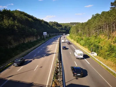 Info trafic : un camion couché et plusieurs kilomètres de bouchon...
