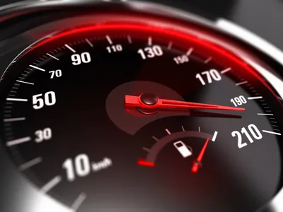 Les excès de vitesse  de plus de 50km/h deviennent un délit : ce...