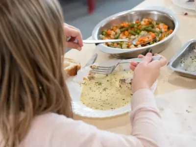 Cantines scolaires fermées à répétition à Strasbourg : la colère...
