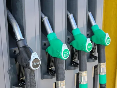Flambée des carburants : le gouvernement dévoile de nouvelles aides...