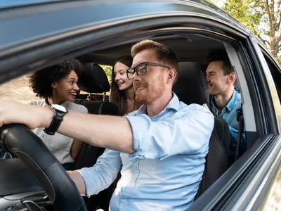 Pas très bavards, mais vous faites partie des gens les plus...