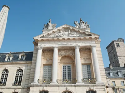 Conseil municipal de Dijon : mutuelle, sécurité et logement au cœur...