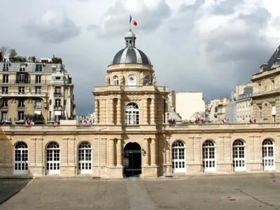 Le Sénat examine aujourd’hui une proposition de loi contre les...