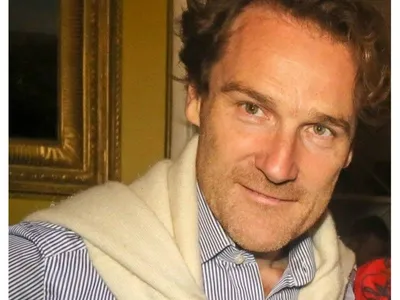 Un candidat battu aux municipales retrouvé pendu dans son château...