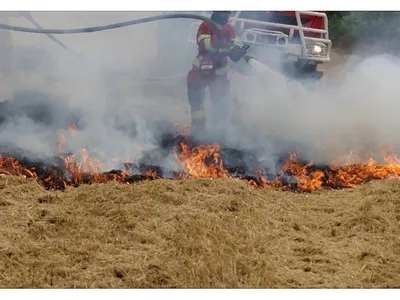 Un feu de champs et de sous-bois perturbe la circulation à...