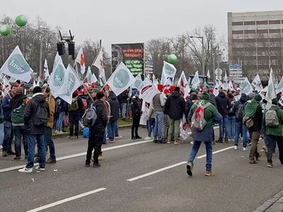 Des agriculteurs samariens mobilisés devant Parlement Européen...