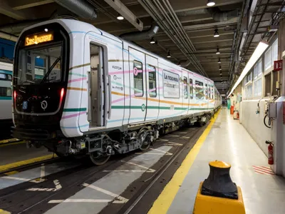 Île-de-France : le nouveau métro de la ligne 13 entre en phase...