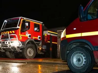 Péronne : 7 voitures et un bateau brûlés pendant un incendie ce...