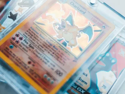 Essonne : il a tente de revendre des cartes Pokémon volées