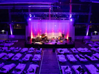 FG CHIC : Nuit Blanche à la Fondation, Quand l'Art Rencontre la...