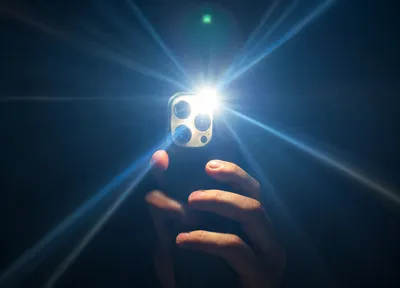 Swedish House Mafia filme le bonheur… avec 25 téléphones