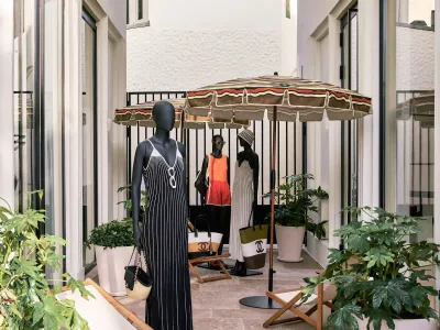 FG CHIC : Chanel électrise Biarritz, le premier défilé Croisière de...