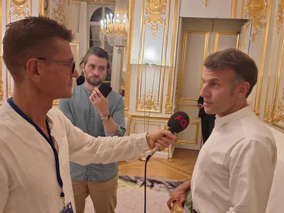 Emmanuel Macron au micro de l'Happy Hour ce soir !
