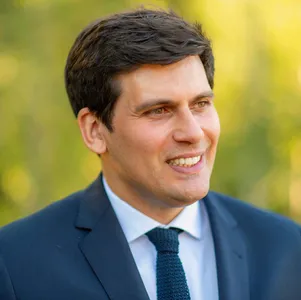 Gérard Larcher porte plainte suite aux menaces de morts visant Jean...